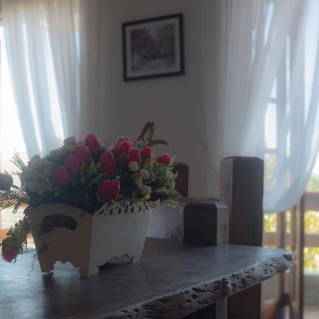 Apartamento Para Temporada No Alto Do Capivari Кампус-ду-Жордау Экстерьер фото
